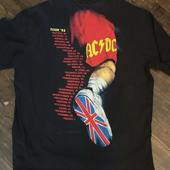 AC/DC NWT Music T Size S - Picture 3 of 3